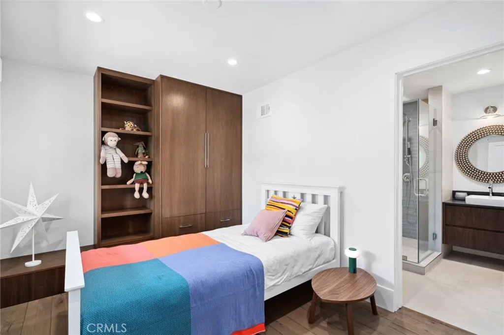 1435 Cerritos Drive, Laguna Beach, California 92651 home-pic-20